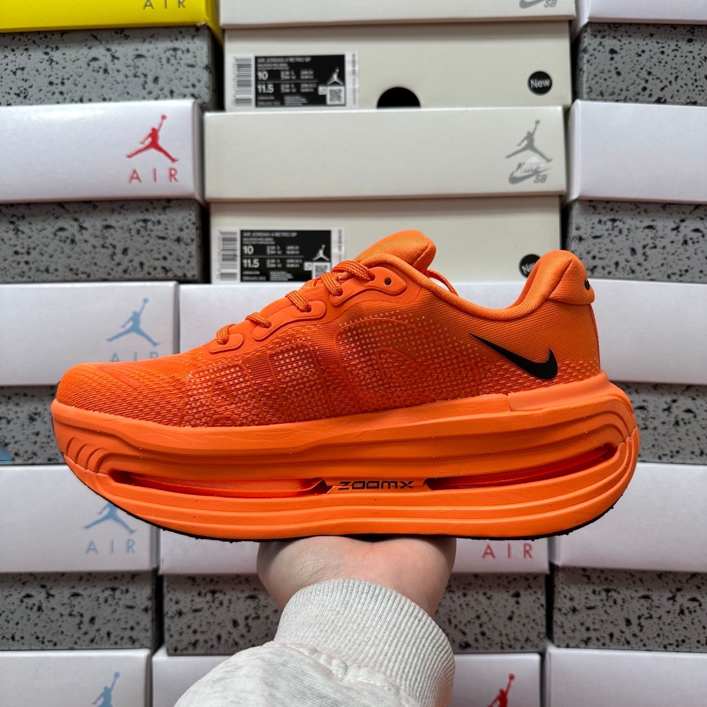 Vomero Premium Orange