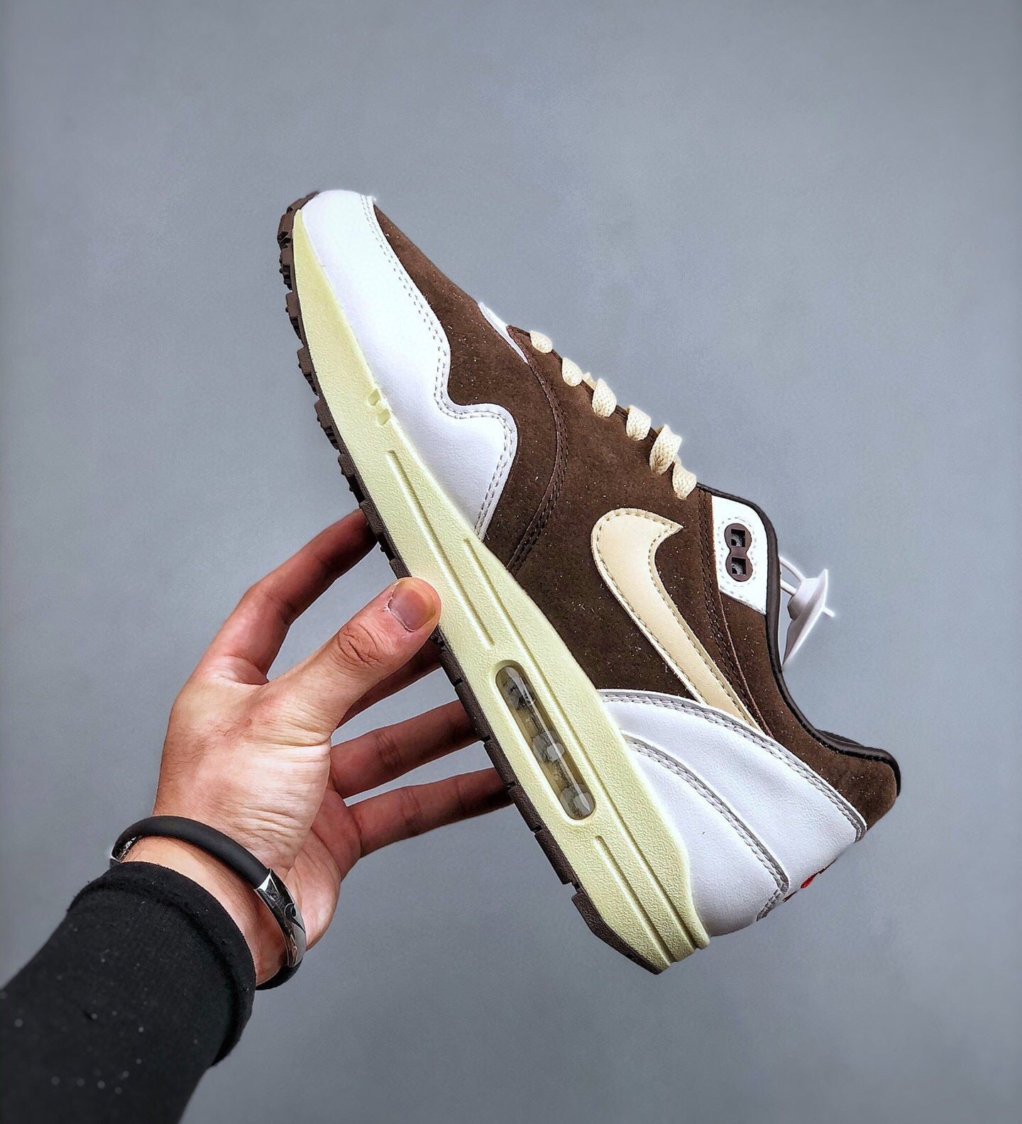 Air Max 1 White, Brown and Beige