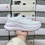 GEL-NIMBUS 28 WHITE