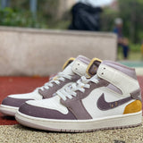 AJ1 MID Inside Out Taupe Haze