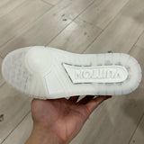 Trainer White