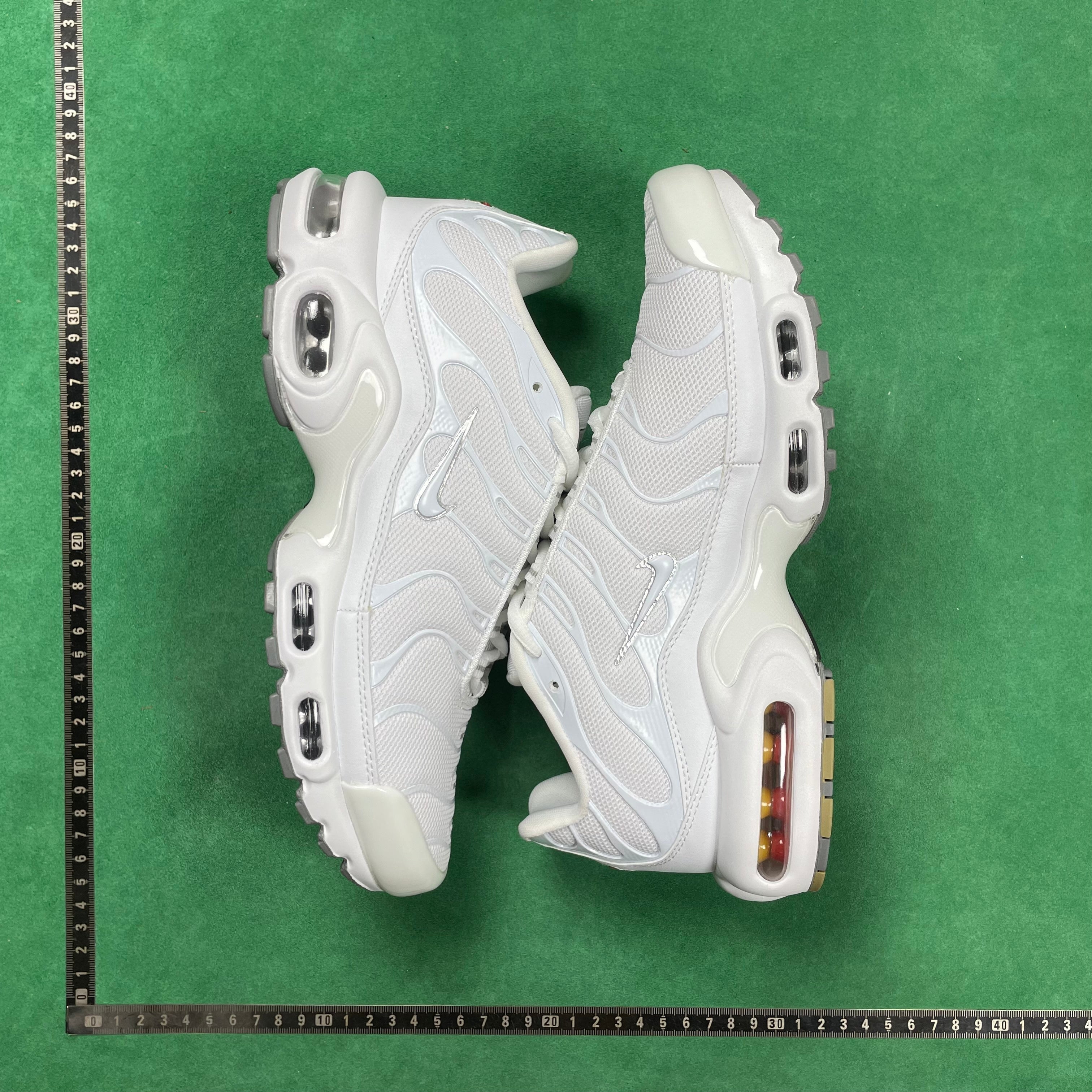 TN White