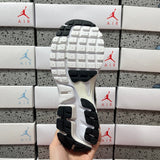 Vomero 5 White / Black