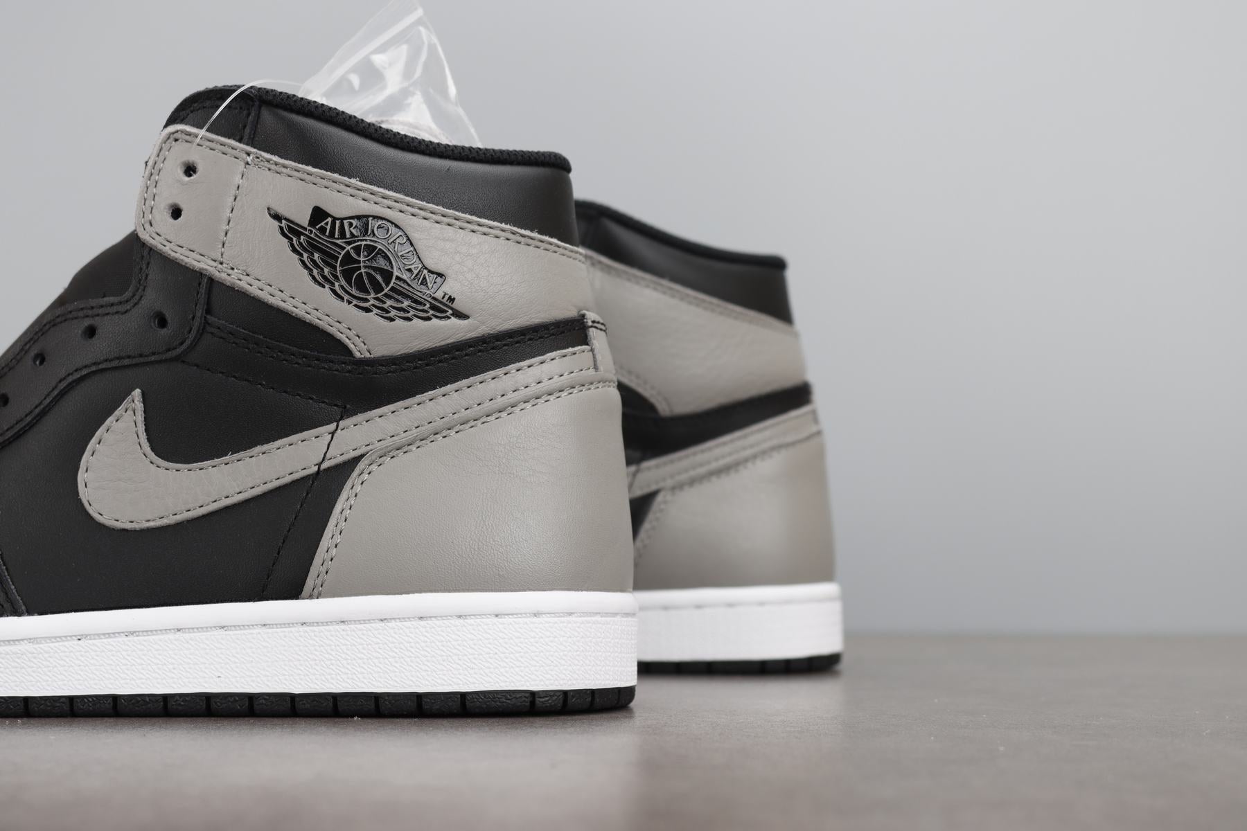AJ1 High OG CINZENTO SHADOW