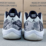 AJ11 Low Shake