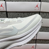 Vomero Plus White