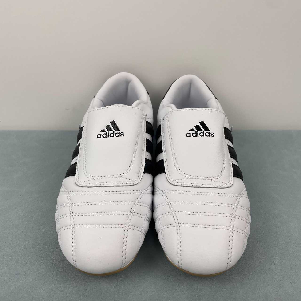 AD Teakwondo White and Black