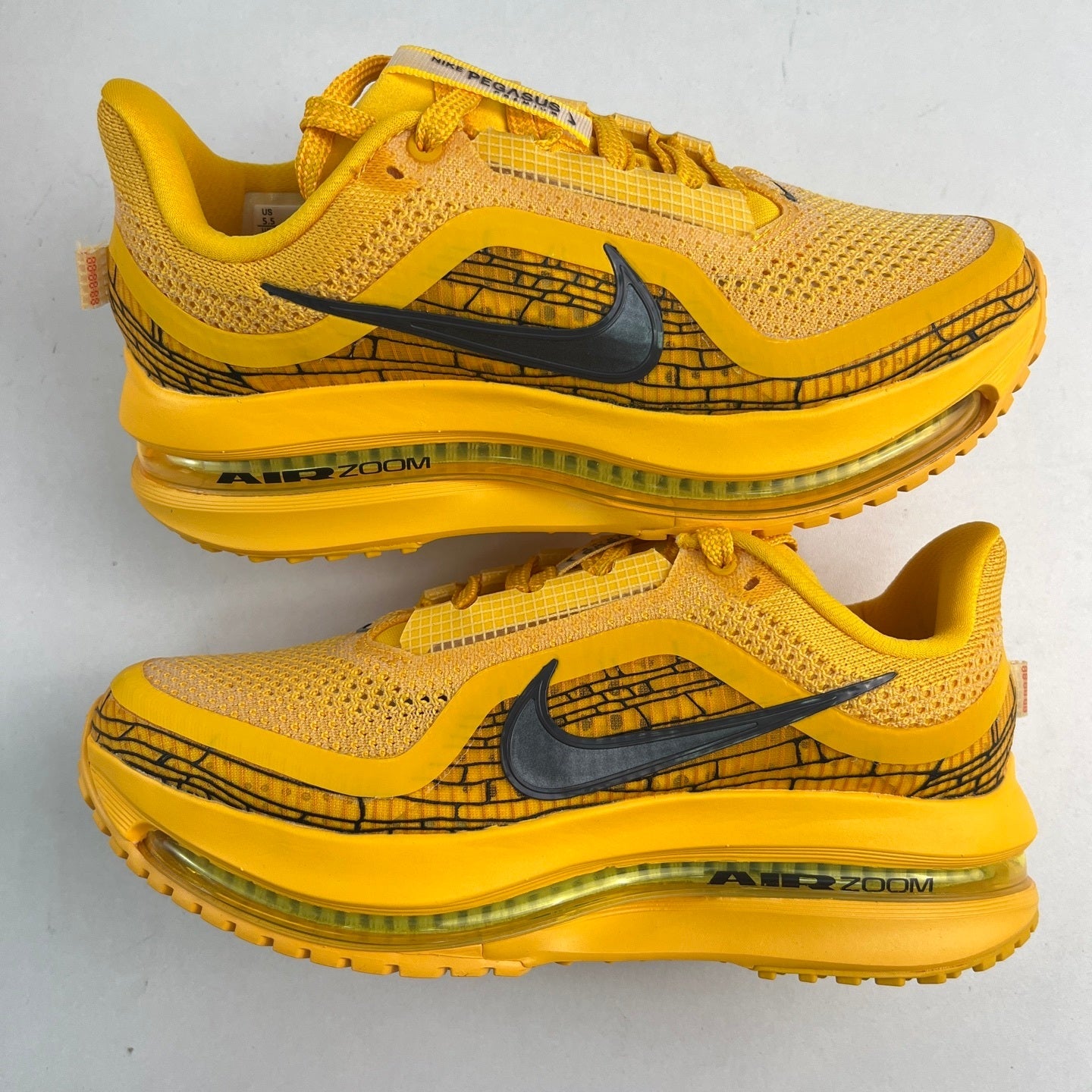 Pegasus Premium Yellow
