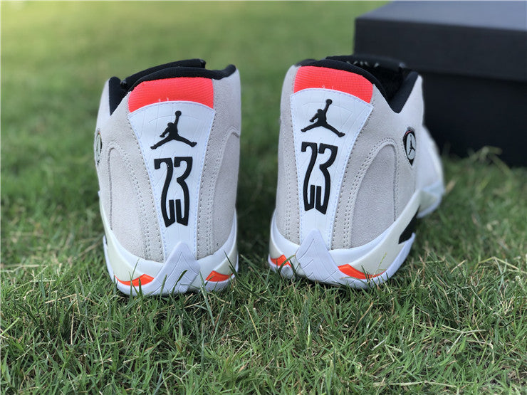 AJ14  Retro Candy Cane