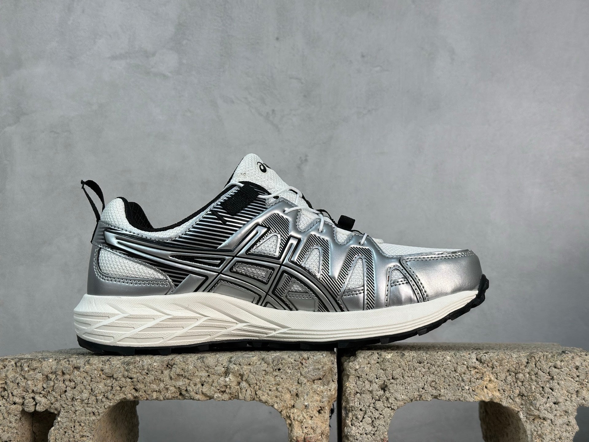 GEL-SONOMA FE Silver/Black
