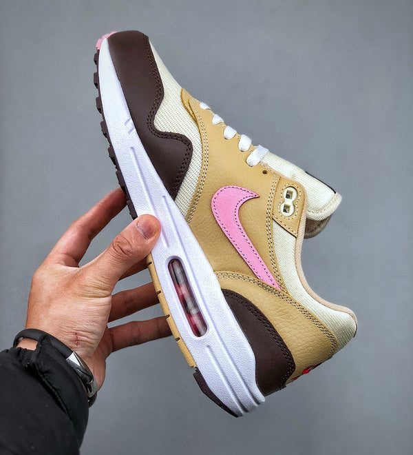 Air Max 1 Valentine's Day