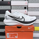 Nk Air Alphazoom White/Black