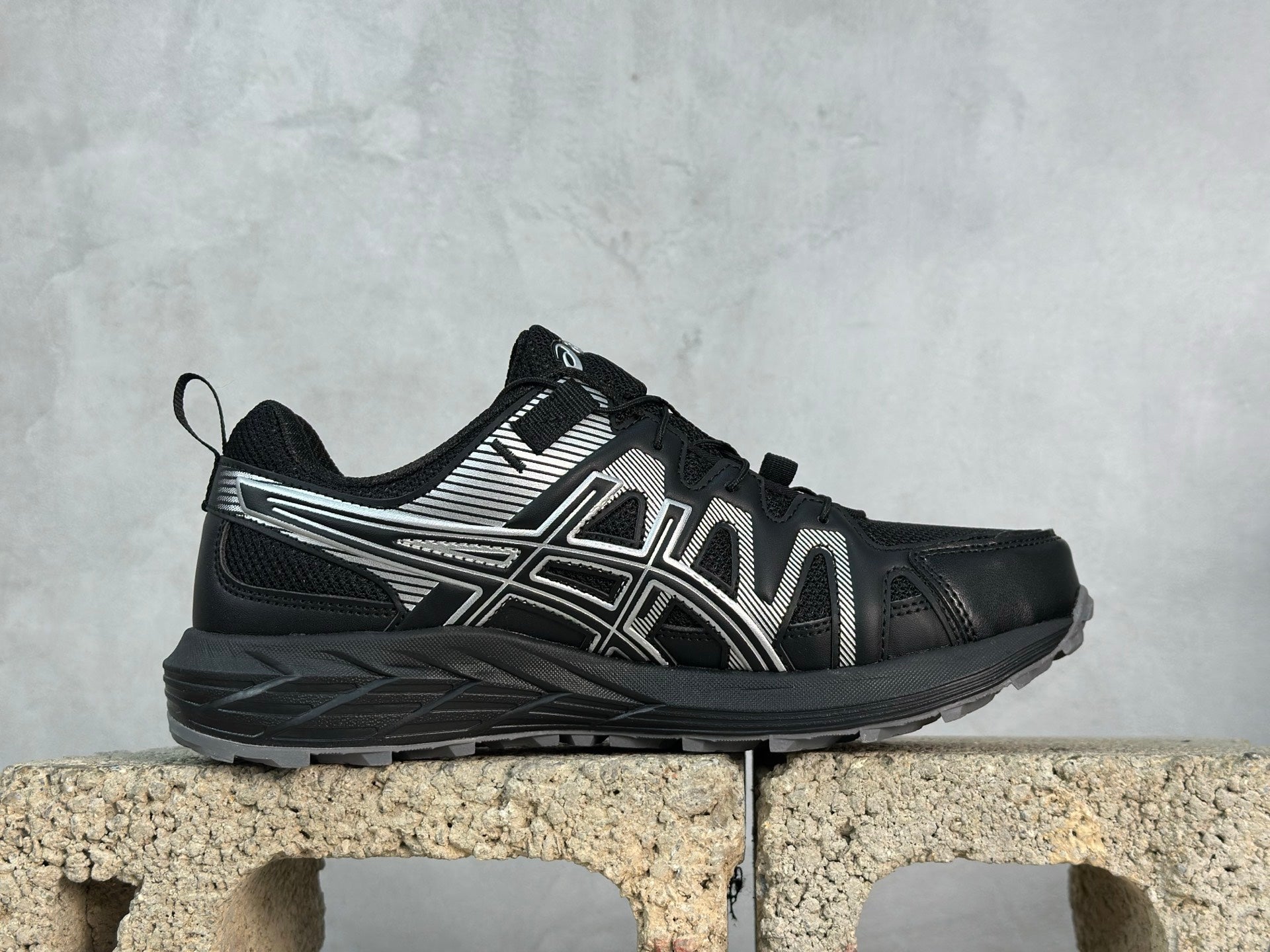 GEL-SONOMA FE Black/Silver