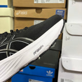 GEL-KAYANO 32 Black/White