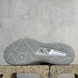 Gel-Tactic 12 White/Grey