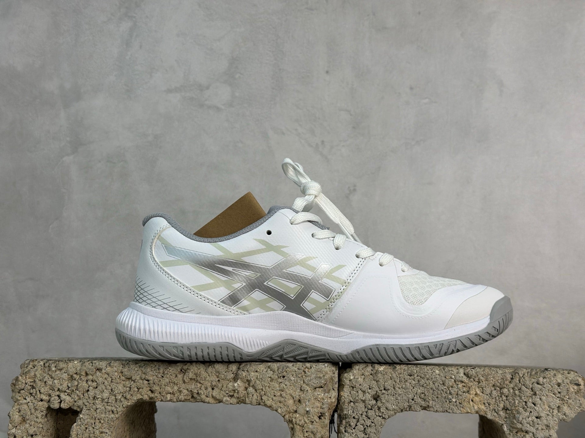Gel-Tactic 12 White/Grey