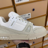 Trainer Beige and White