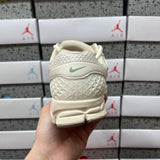 Vomero 5 Sand Pale Ivory