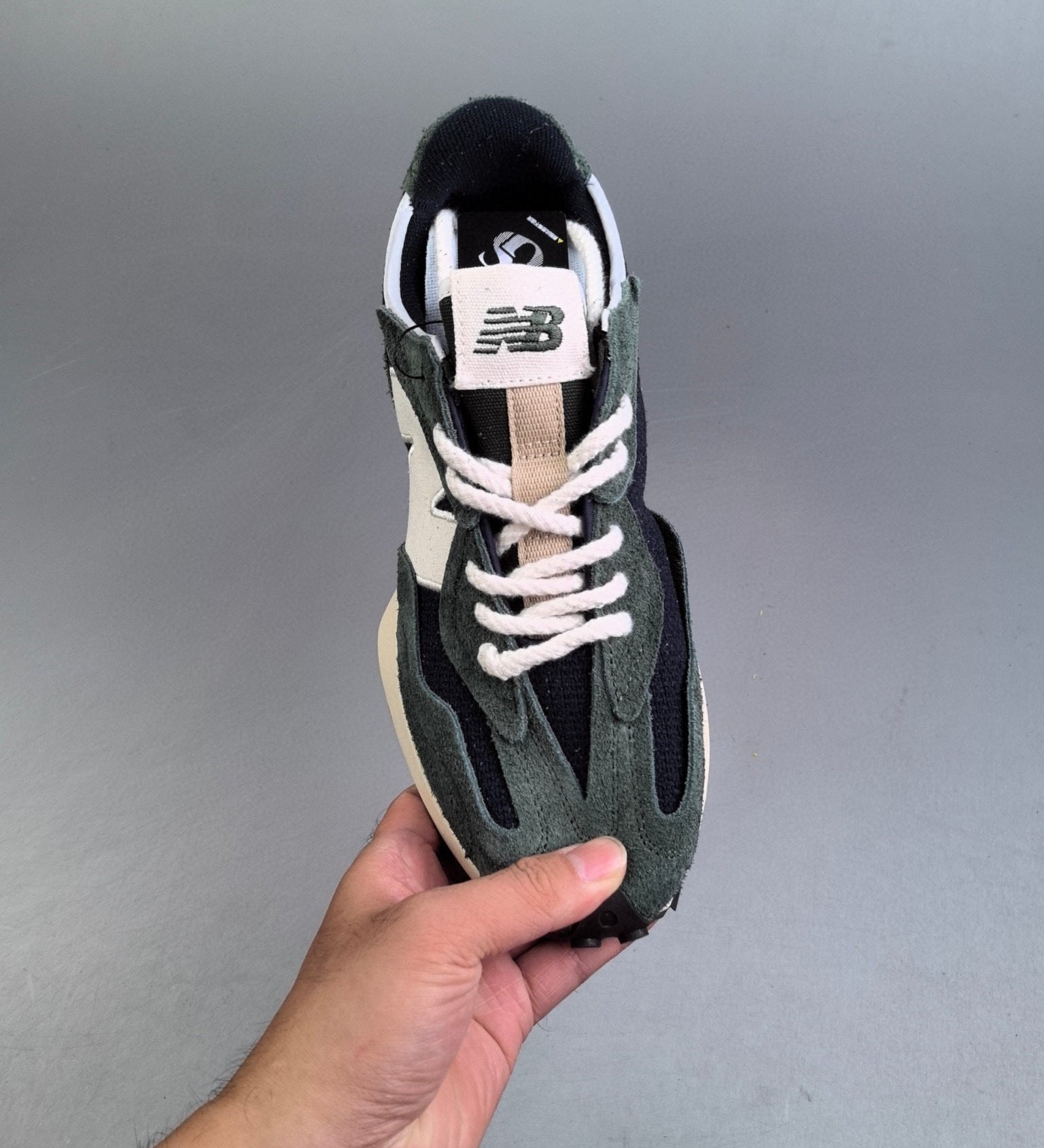 327 Green Dark and Black