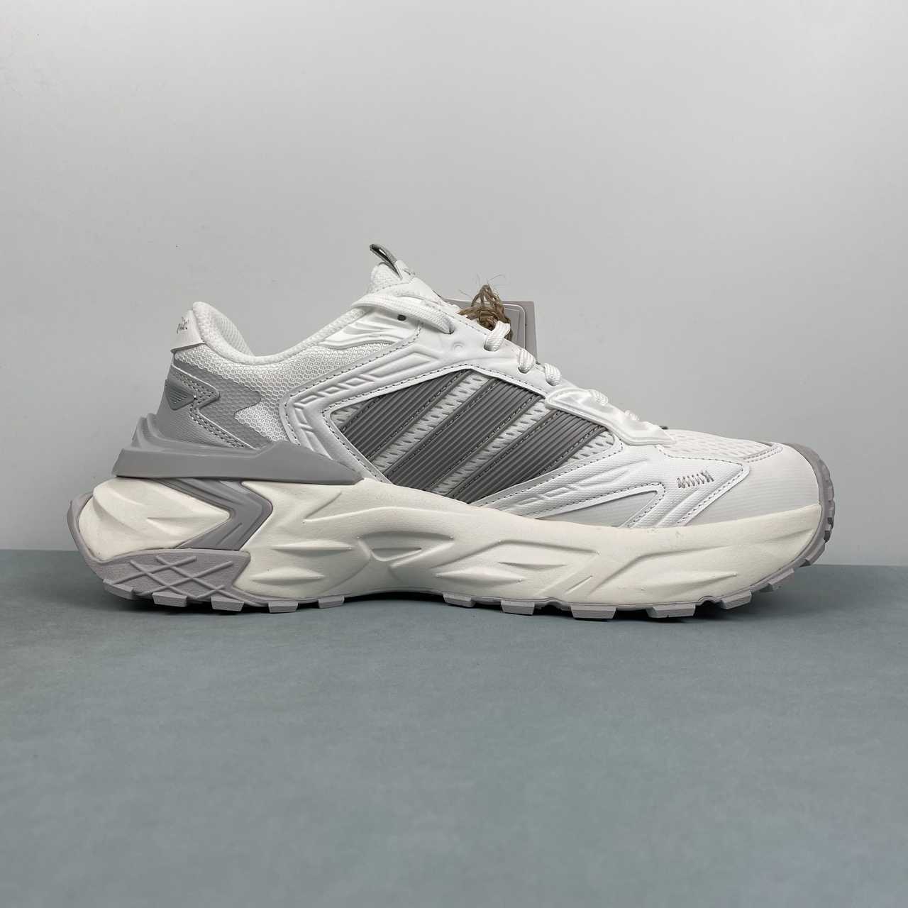 XLG STORM EDGE Silver Metallic Grey