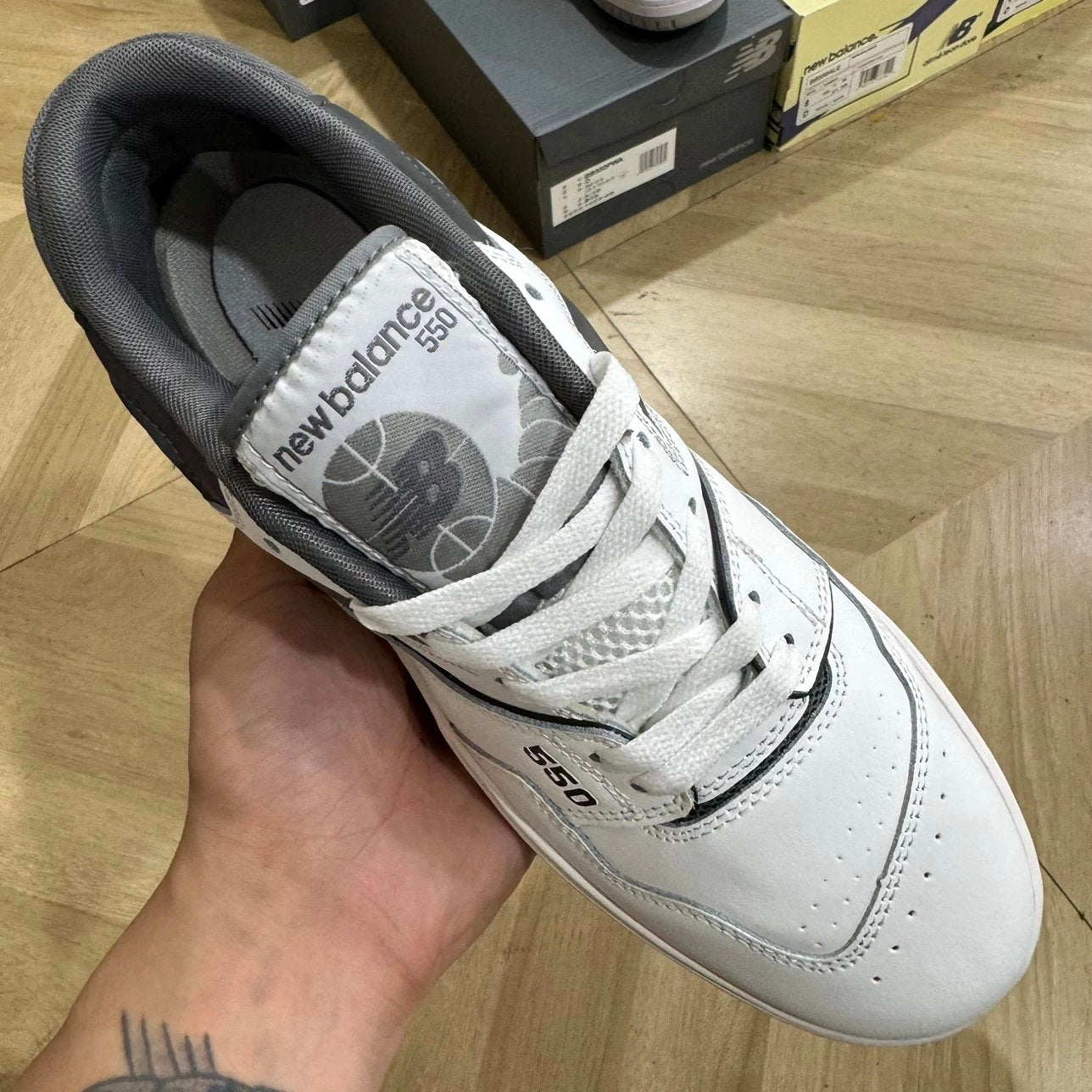 550 Grey