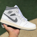 AJ1 MID Neutral Grey