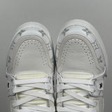 Trainer White