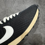 Roshe Run Black and White
