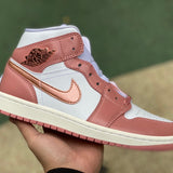 AJ1 MID Red Stardust