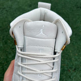 12 PURE WHITE