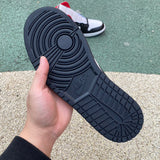 AJ1 MID Gym Red Panda