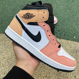 AJ1 MID Flight Club