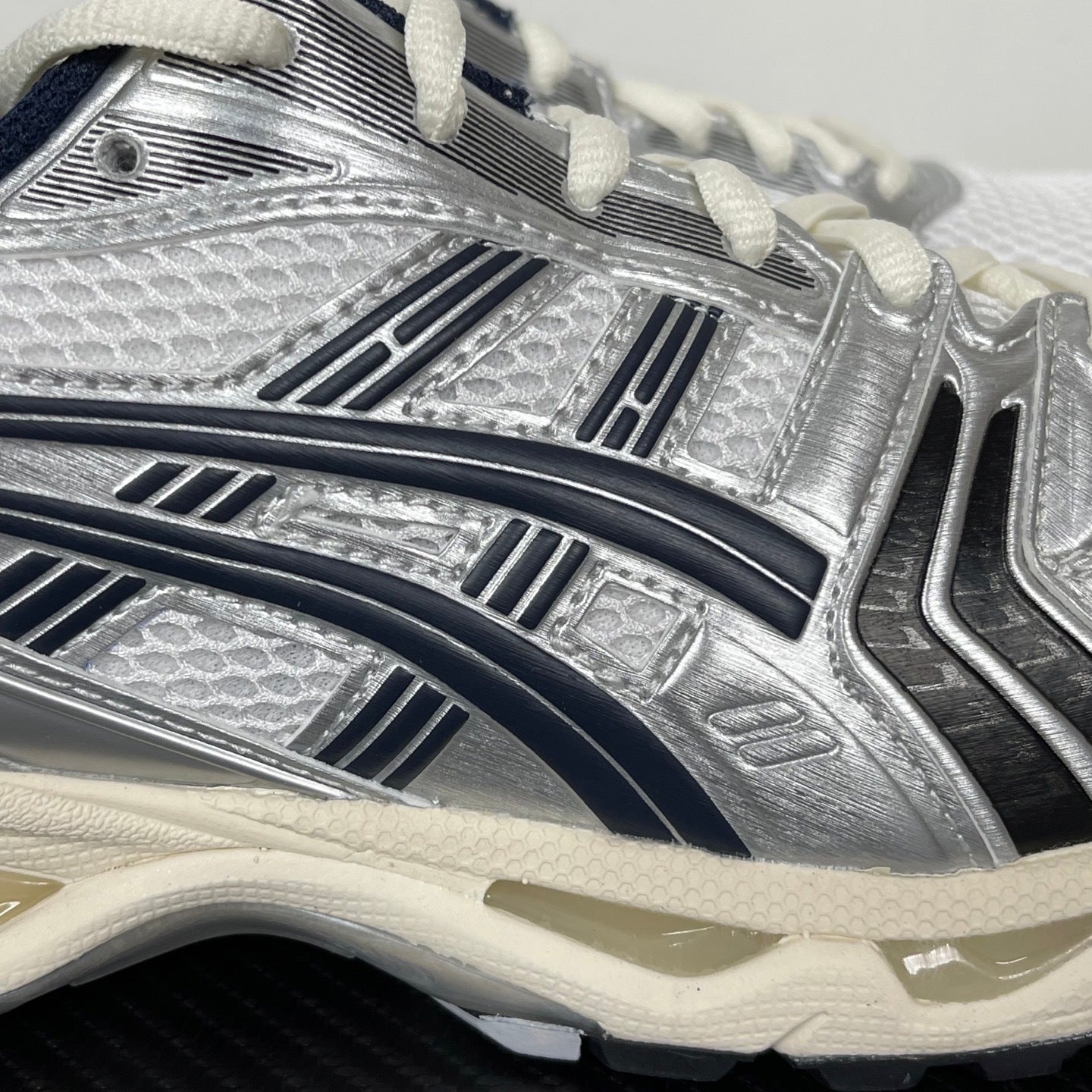Kayano 14 Silver / Navy / Cream