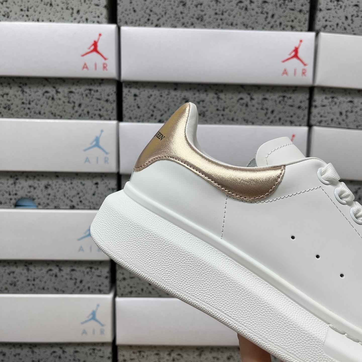 Alexander McQueen Low Gold White Drip Sneakers