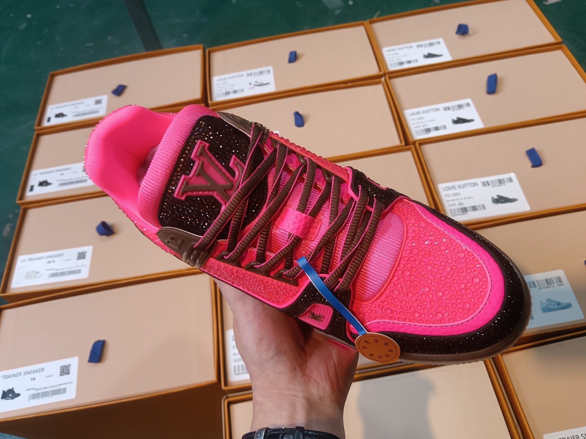 Trainer Pink and Brow Crystal