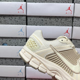 Vomero 5 Pale Ivory