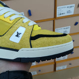 Trainer Yellow