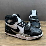 Legacy 312 White Midnight Navy