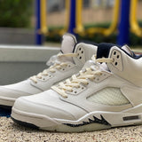 AJ 5 Sail