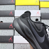 Revolution 7 Black