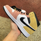 AJ1 MID Flight Club