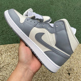 AJ1 MID Stealth
