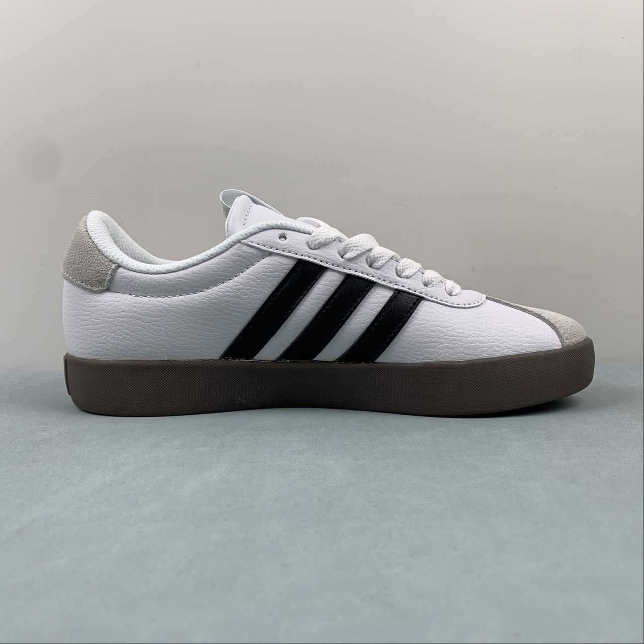 AD VL Court 2.0 White Black