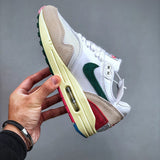 Air Max 1 All Petals United