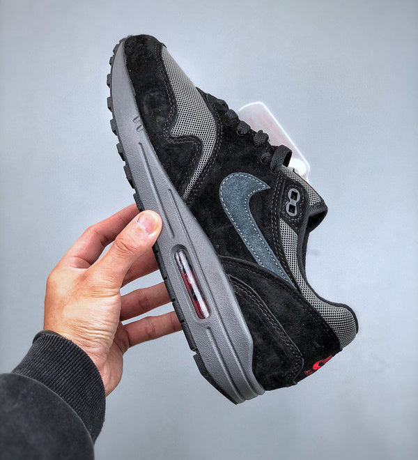 Air Max 1 Black/University Red/Anthracite