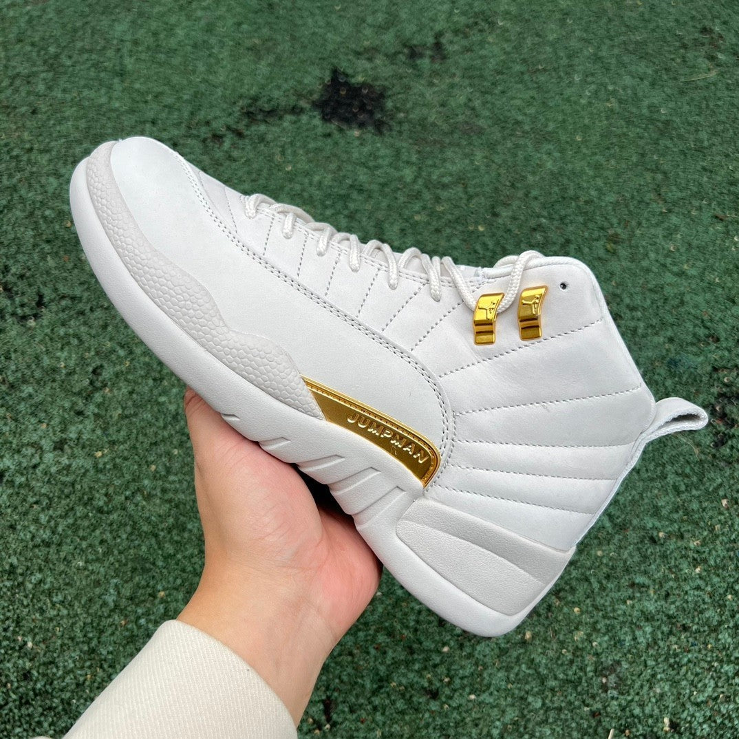 12 PURE WHITE