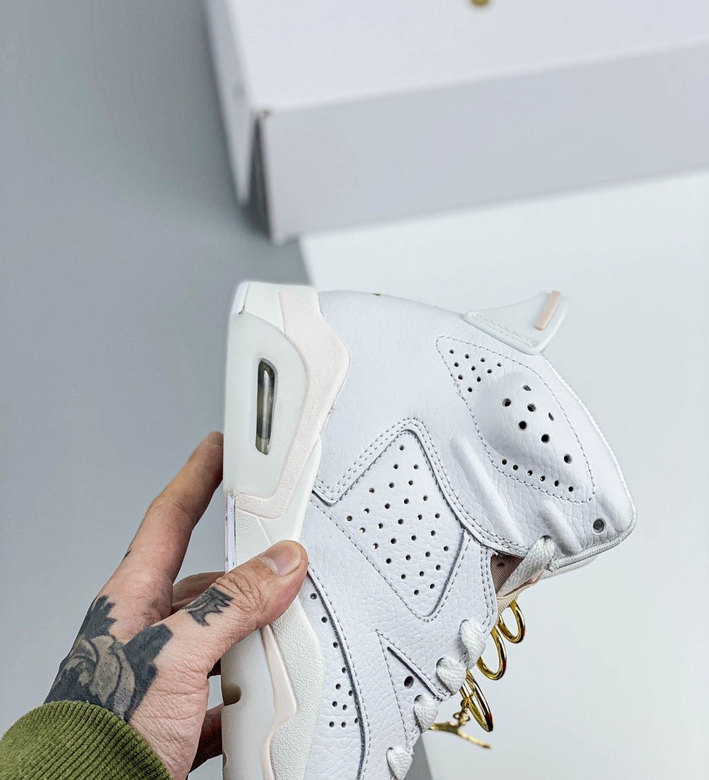AJ6 Gold Hoops
