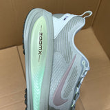 Vomero 18 Light Silver/Barely Volt
