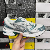 Gel-1130 White/Dark Neptune