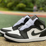 AJ1 MID Panda Elephant